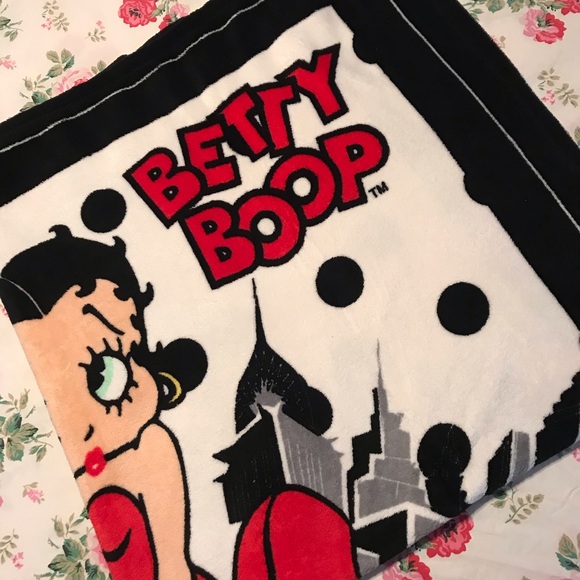 Bedding Fleece Betty Boop Throw Blanket Poshmark